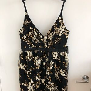 NWT Express Lace Floral Embroidered Dress Sz 12